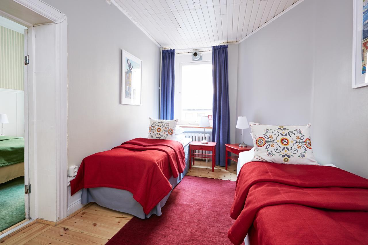 Vierpersoonskamer met Eigen Badkamer